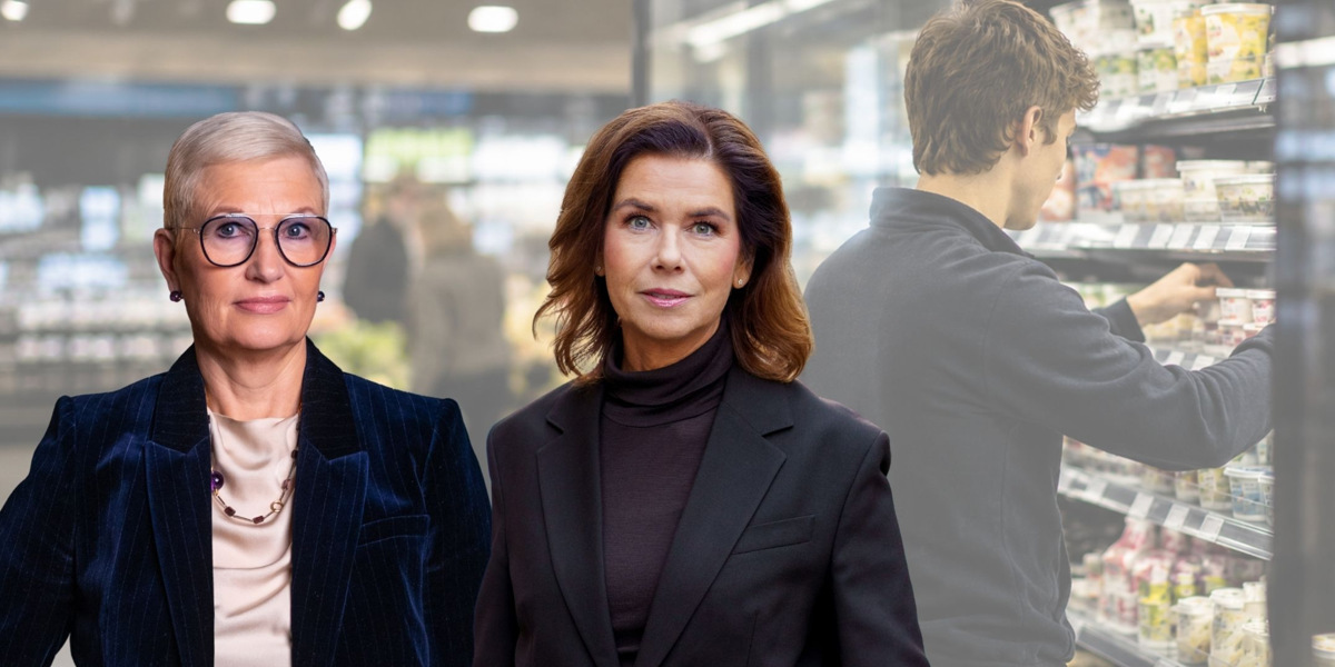 Några kvinnor som står bredvid varandra.