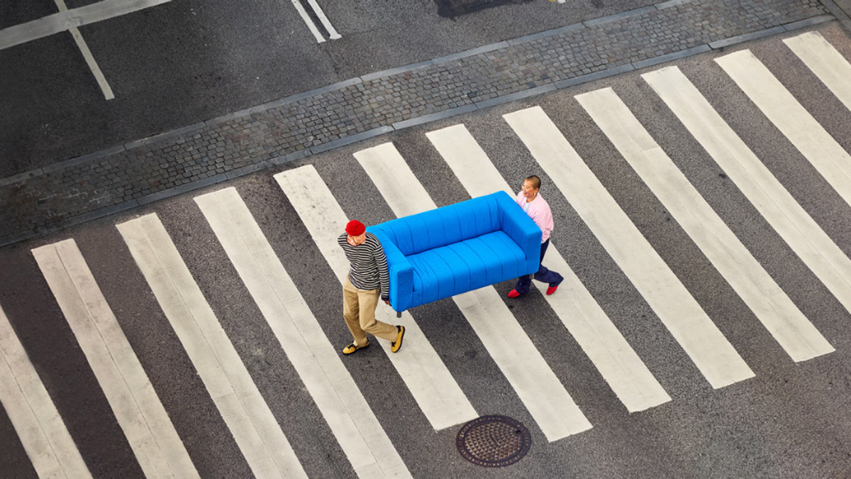 IKEA soffa på övergångsställe