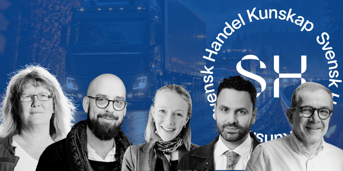 En grupp människor som står bredvid varandra.