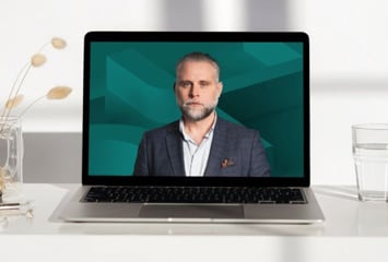 Vad händer i valrörelsen? Live med Martin Kits