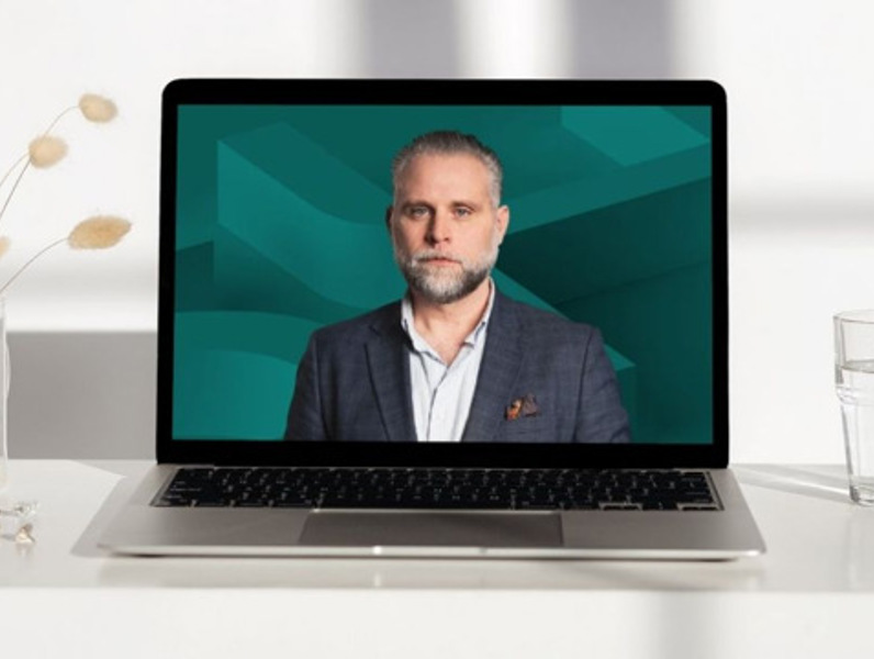 Vad händer i valrörelsen? Live med Martin Kits