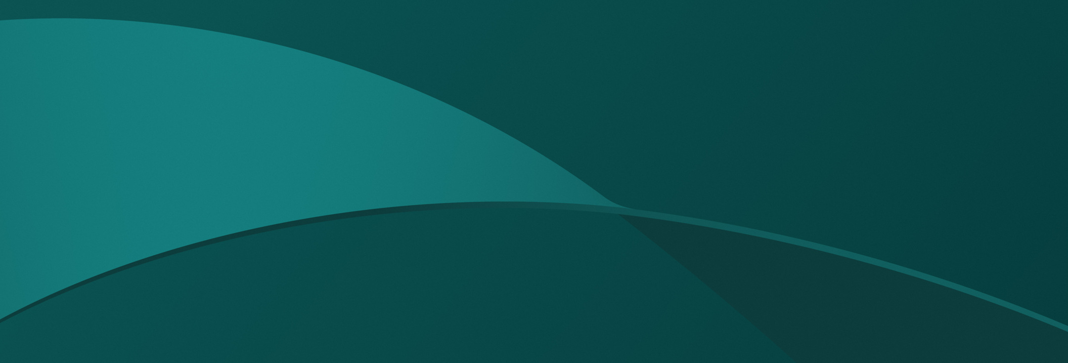 En närbild av en mobiltelefon med grön bakgrund.