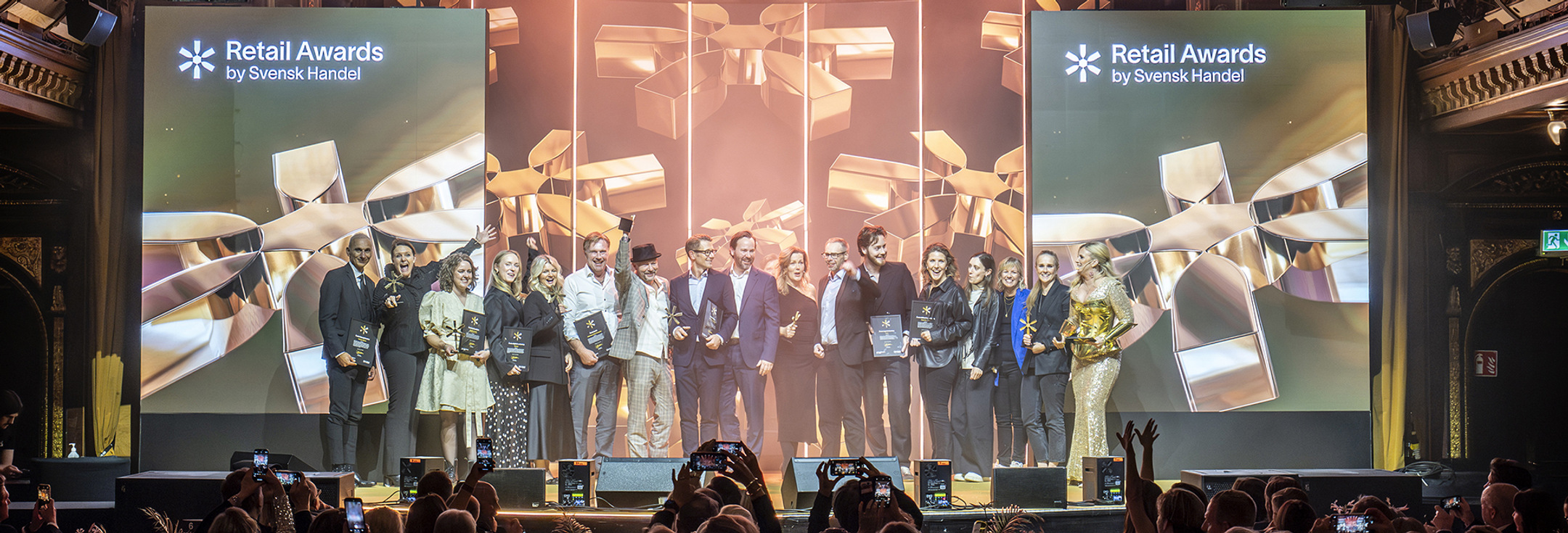 vinnarna av 2025 års Retail Awards på scen